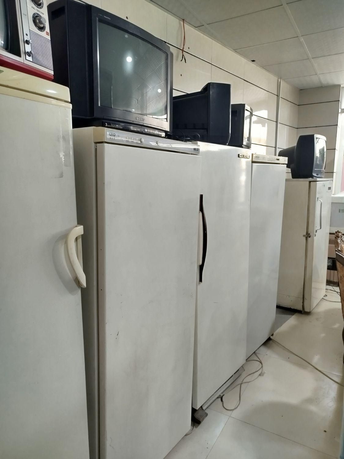 ی ی یخچال و فریزر خانگی|یخچال و فریزر|جهرم, |دیوار