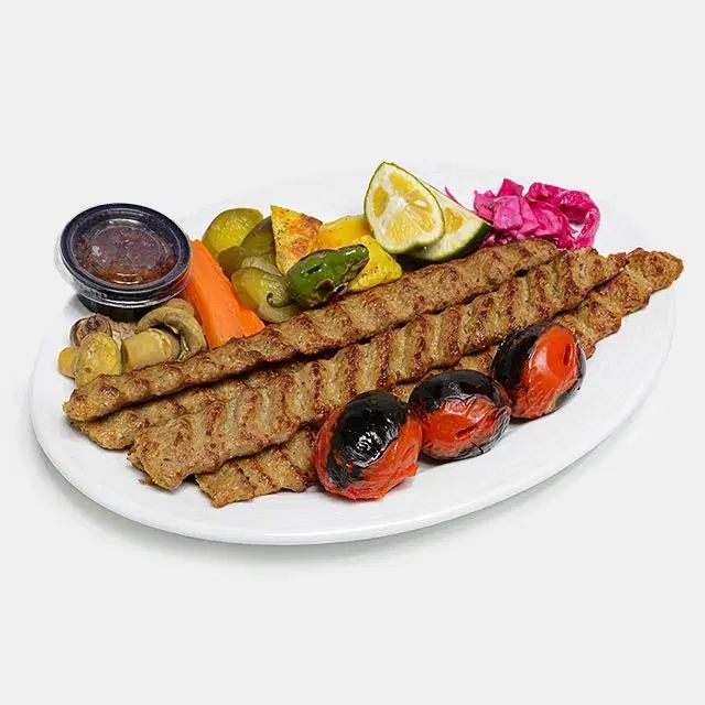 استخدام کوبیده گیر و تخته کار|استخدام خدمات فروشگاه و رستوران|اصفهان, ملک‌شهر|دیوار