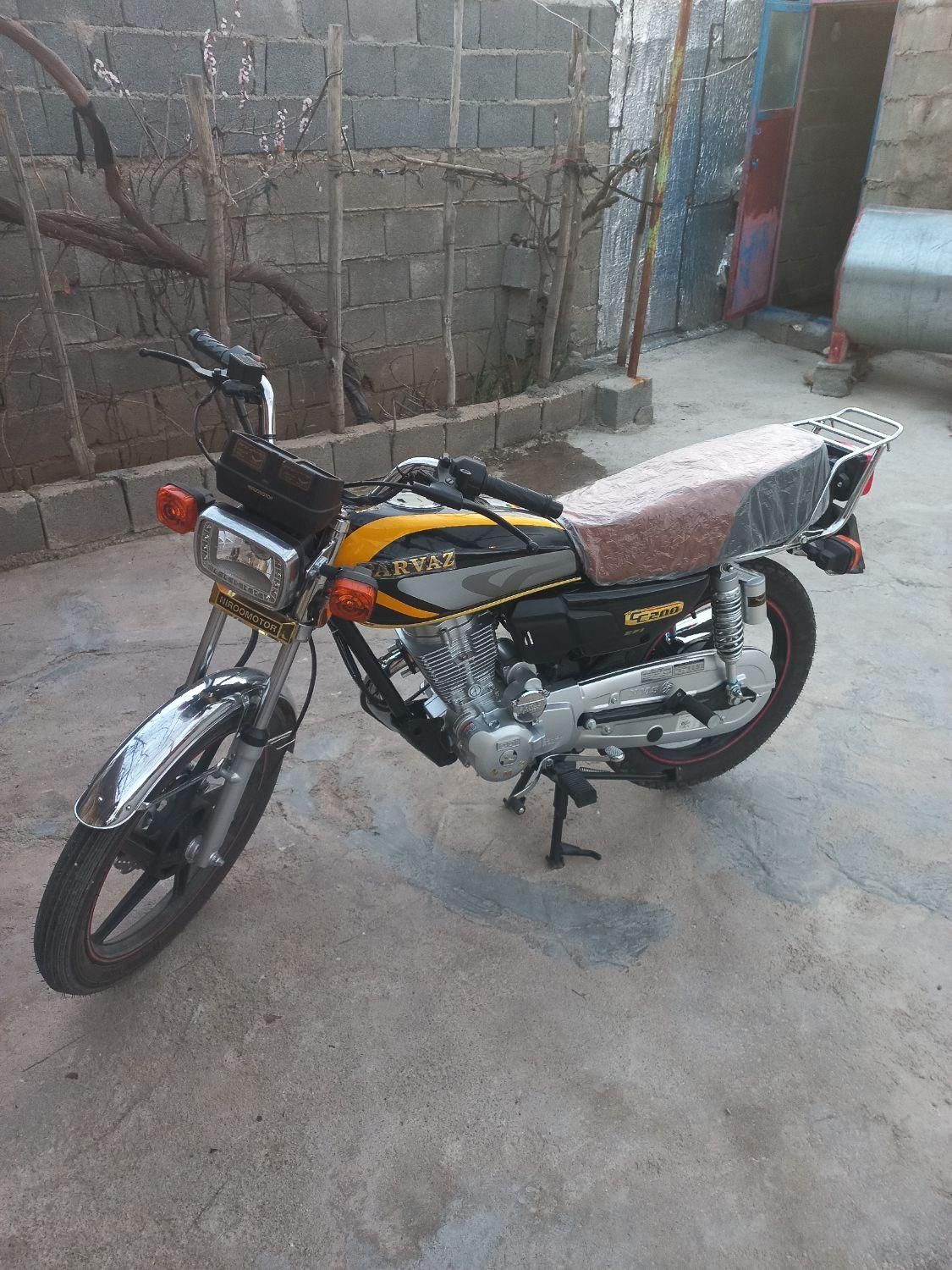 موتور سیکلت ۲۰۰ صفر مدل پرواز ۱۴۰۳|موتورسیکلت|یاسوج, |دیوار