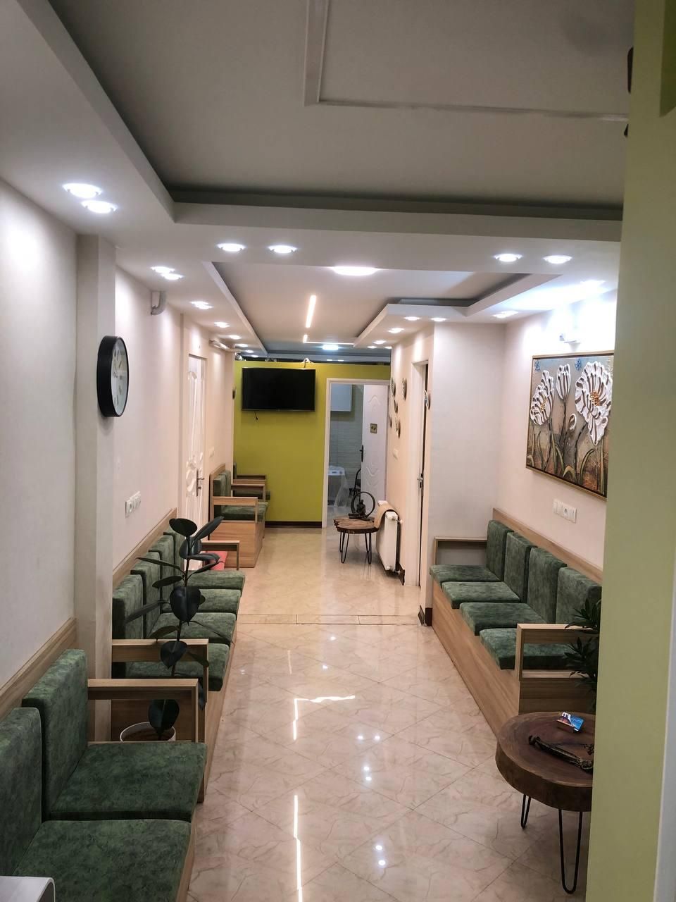اجاره اداری ۱۲۰ متری در شهید کریمی|اجارهٔ دفتر کار، اتاق اداری، مطب|لاهیجان, کاروانسرابر|دیوار