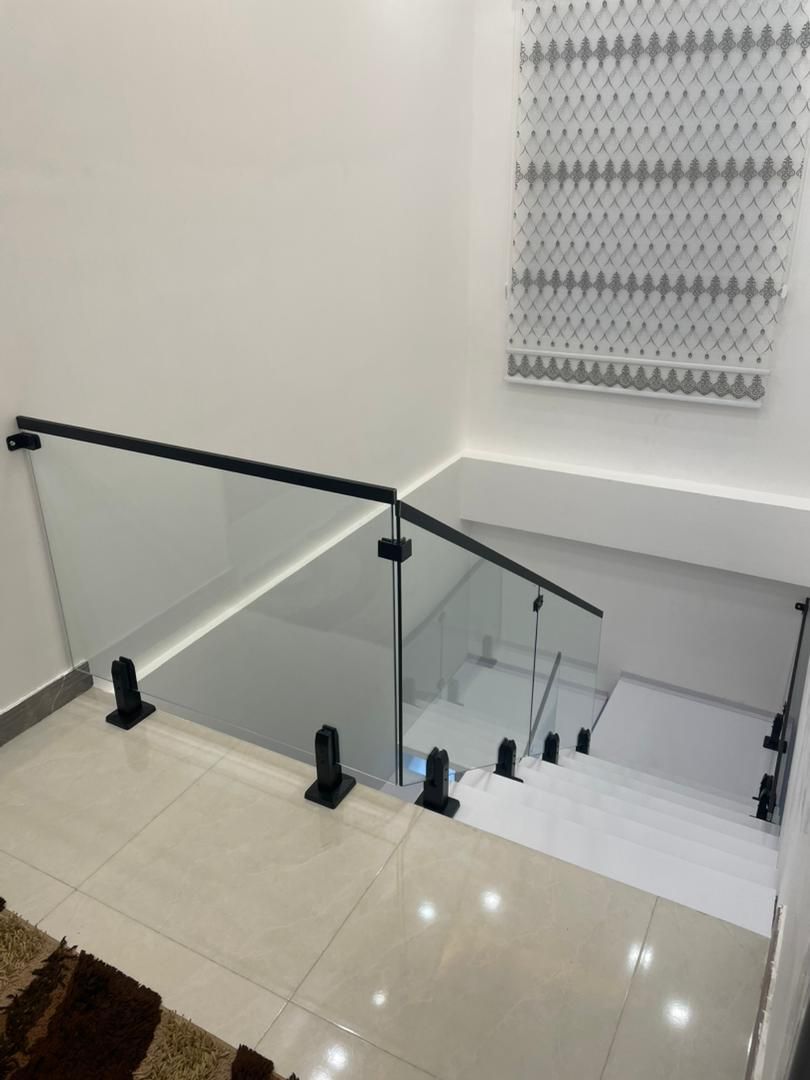 نصب حفاظ شیشه|مصالح و تجهیزات ساختمان|آمل, |دیوار