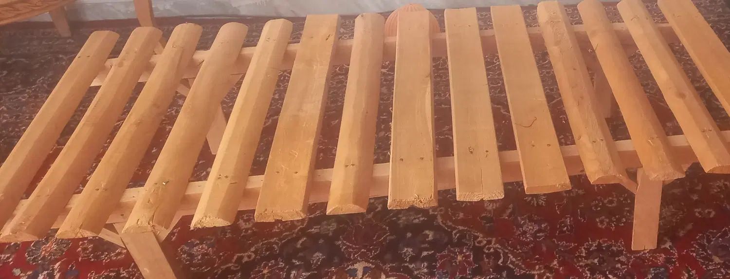 کفی تخت یک نفره|تخت و سرویس خواب|اصفهان, باغ فردوس|دیوار