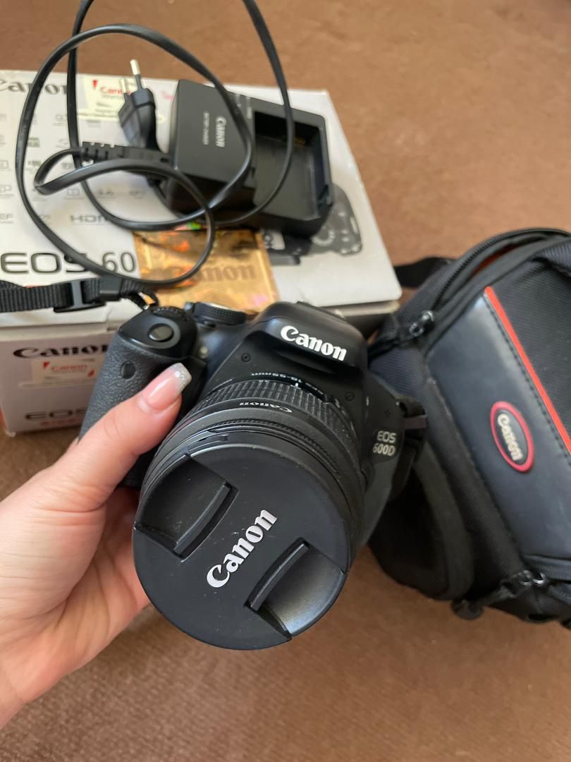 دوربین عکاسی کانن Canon 600D با لنز 55-18 IS II|دوربین عکاسی و فیلم‌برداری|تبریز, |دیوار