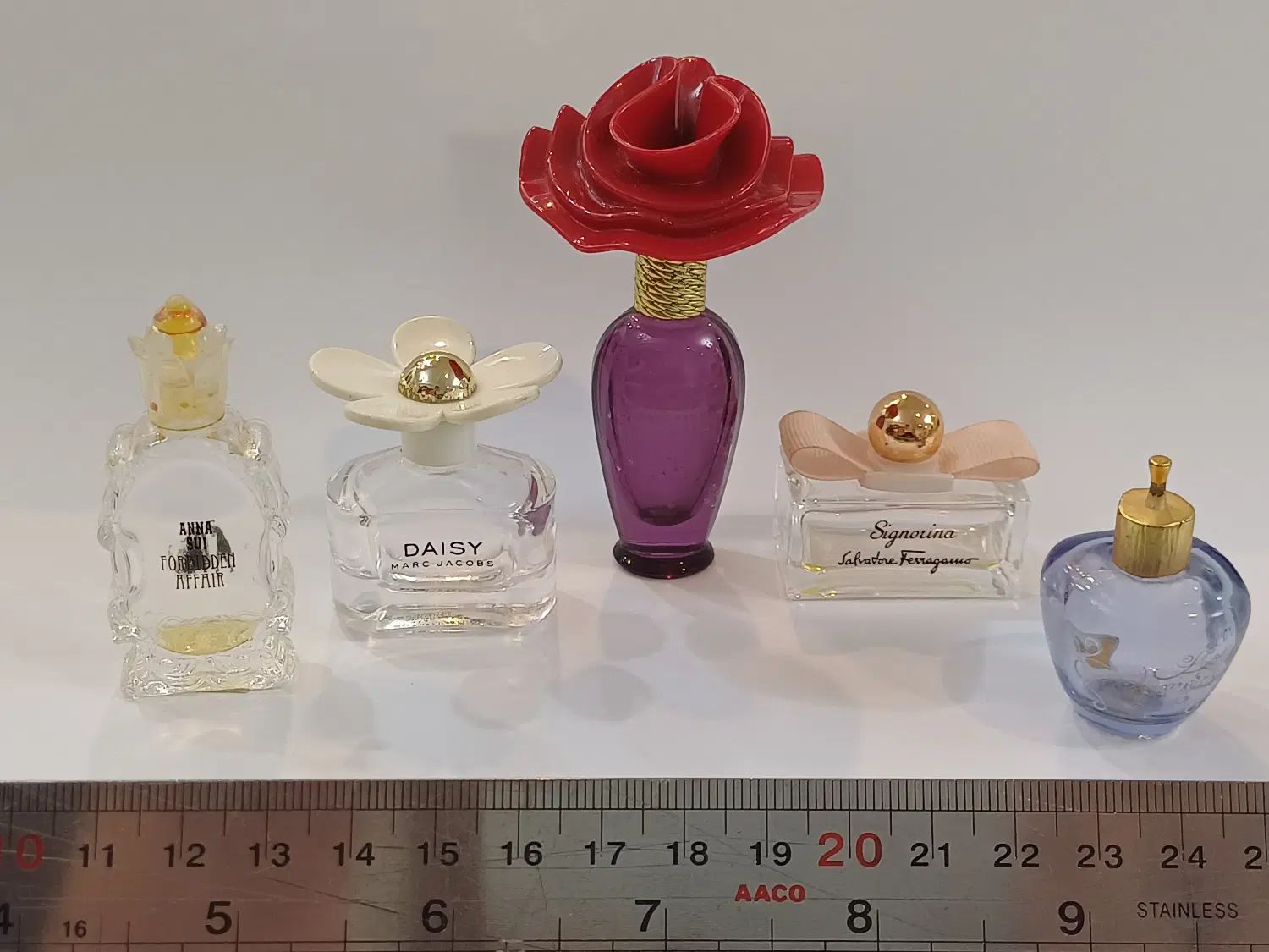 شیشه عطرهای اورجینال|حراج|تهران, آذربایجان|دیوار