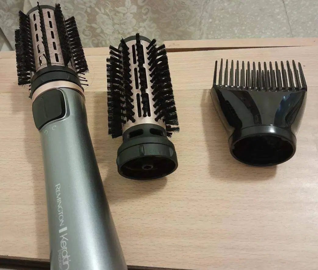 سشوار چرخشی Remington|آرایشی، بهداشتی، درمانی|تهران, مجیدیه|دیوار