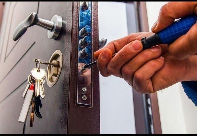 کلیدسازی 24 ساعته قفل گاوصندوق تعمیرات انواع درب|خدمات پیشه و مهارت|اهواز, کیانپارس |دیوار
