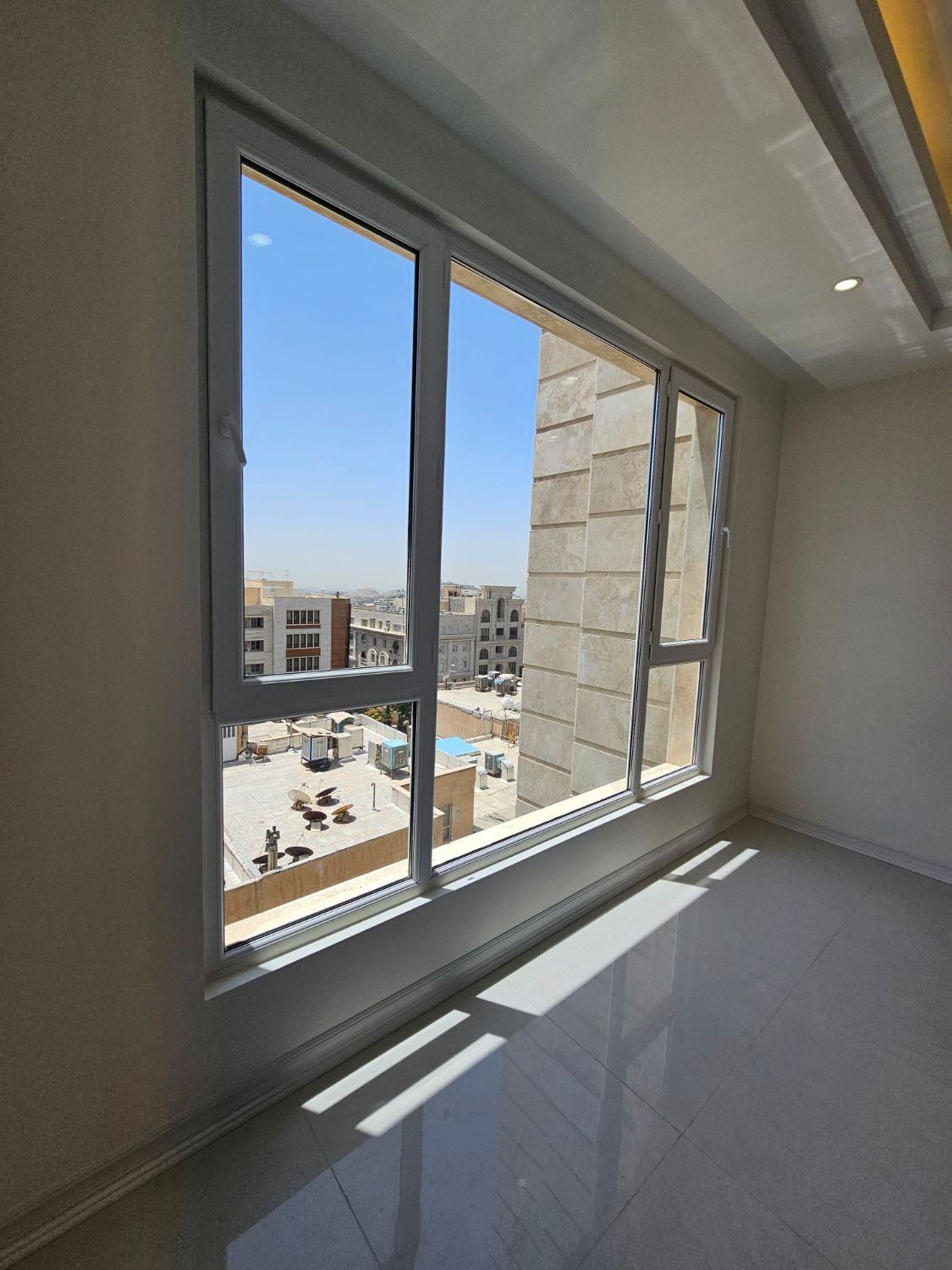آپارتمان۱۰۰متری ویودار لاکچری در تاپ لوکیشن عظیمیه|فروش آپارتمان|کرج, عظیمیه|دیوار