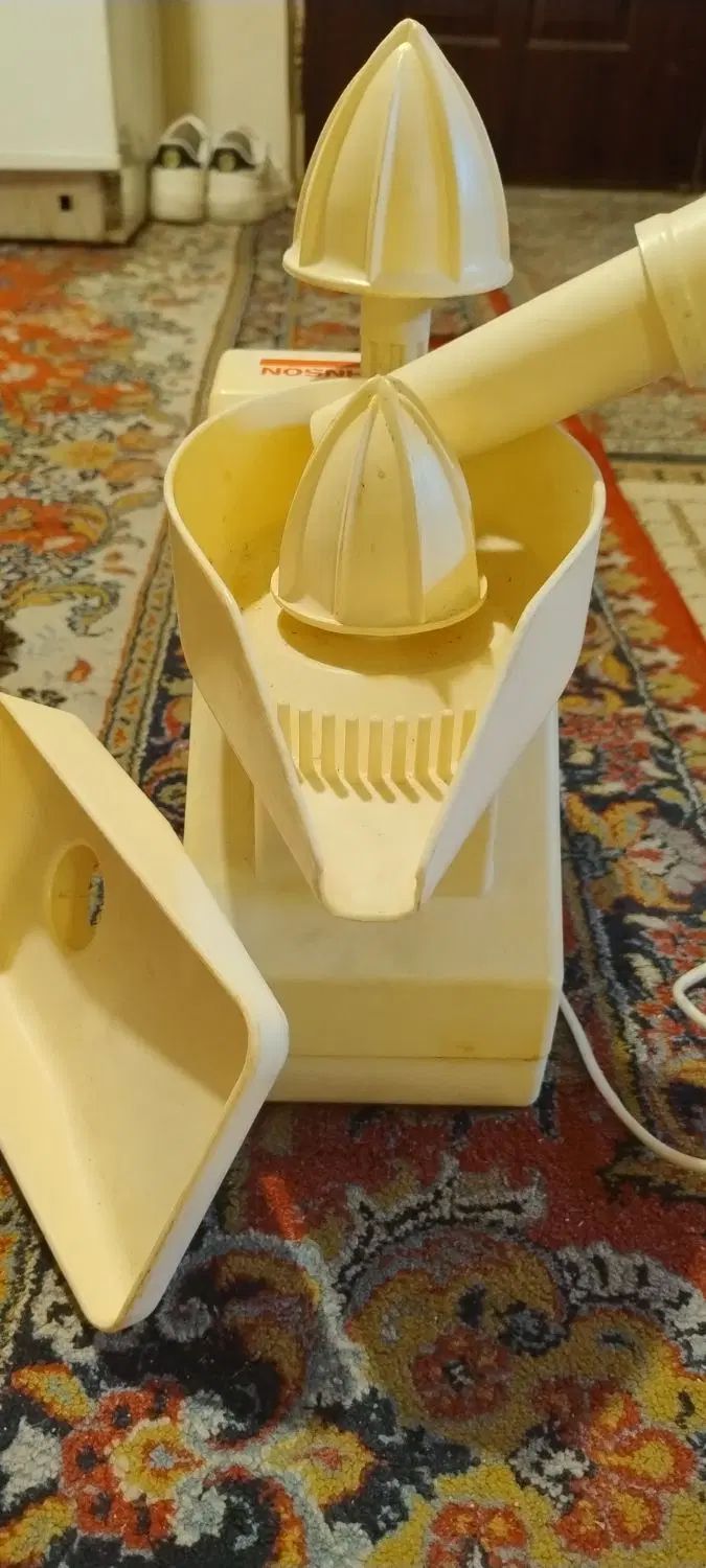 دستگاه دو کاره چرخ گوشت هم آب پرتغال گیری|آبمیوه‌گیر و آب‌مرکبات‌گیر|اصفهان, ملک‌شهر|دیوار