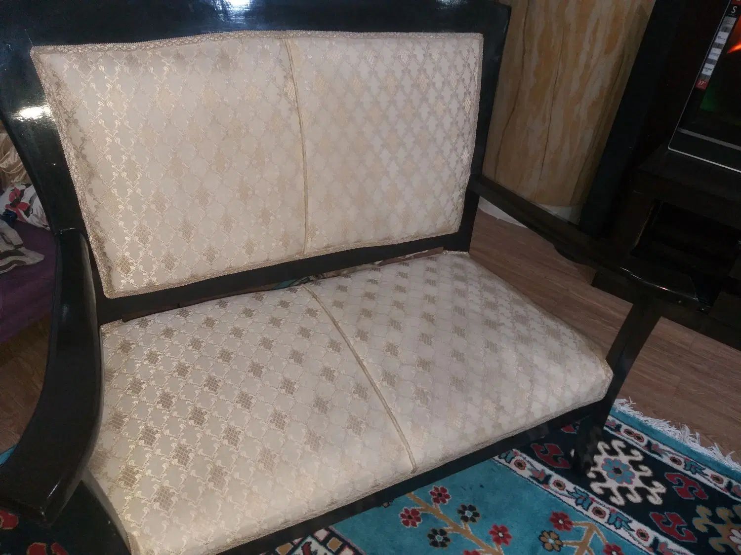 مبلمان|مبلمان خانگی و میز عسلی|تهران, دهکده المپیک|دیوار
