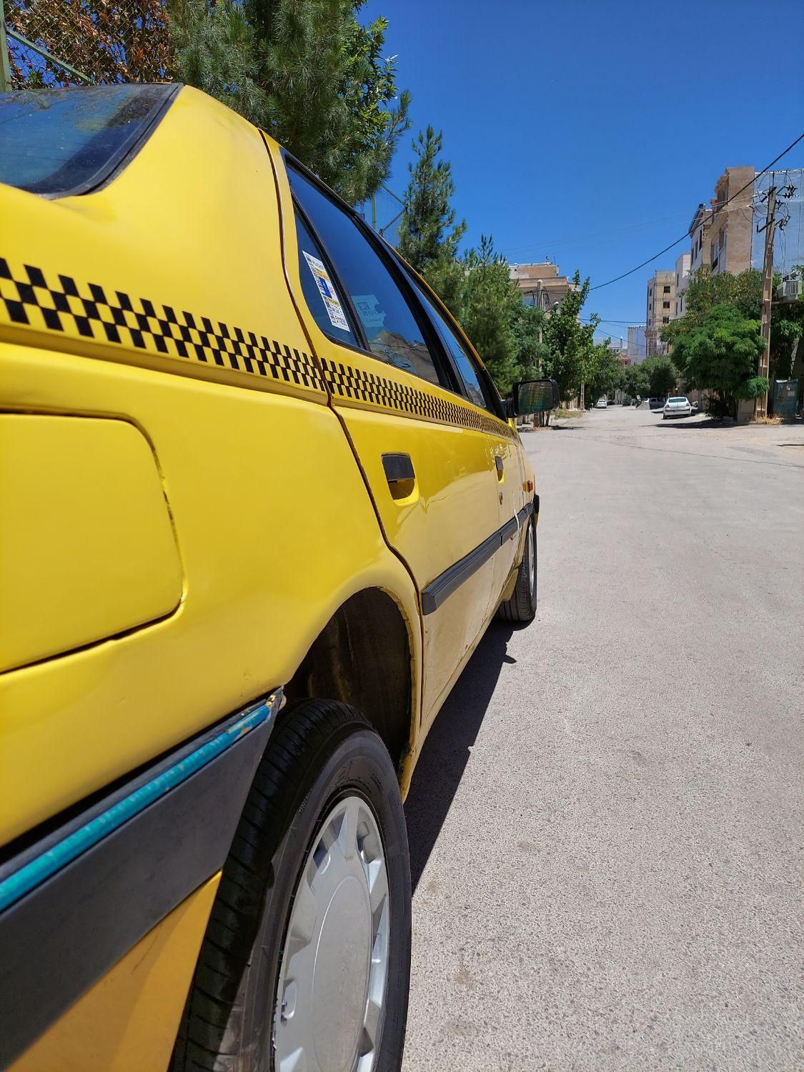 پژو 405 GLX - دوگانه سوز CNG، مدل ۱۳۸۶|خودرو سواری و وانت|کرمانشاه, |دیوار