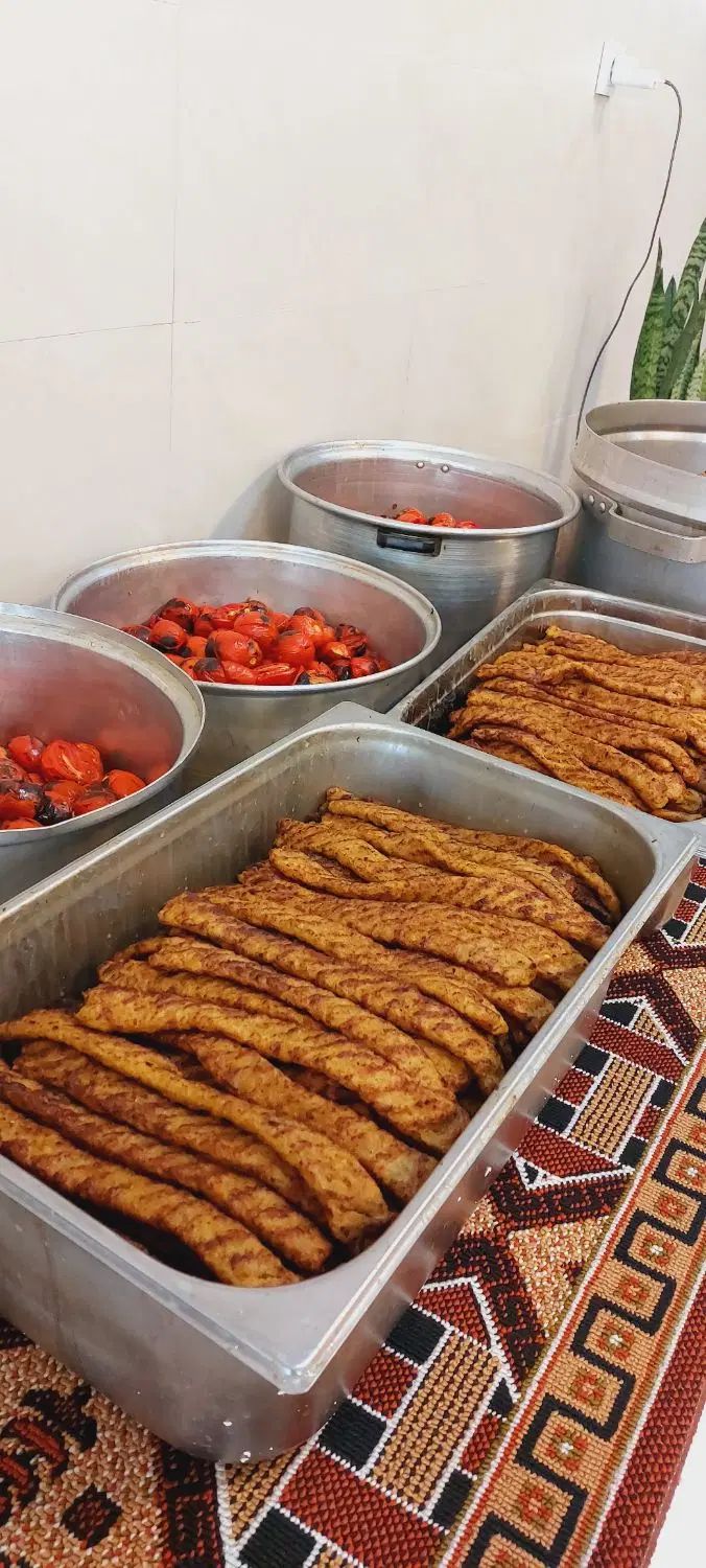 کوبیده مرغ هییتی و جوجه هییتی با مناست ترین قیمت|خدمات پذیرایی، مراسم|کاشان, شهرک ۲۲ بهمن|دیوار