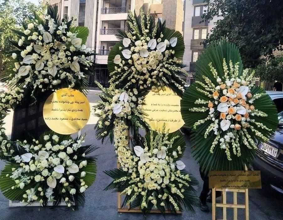 تاج گل پایه گل ترحیم افتتاحیه حلقه گل فروشی واجاره|خدمات پذیرایی، مراسم|مشهد, رستگار|دیوار