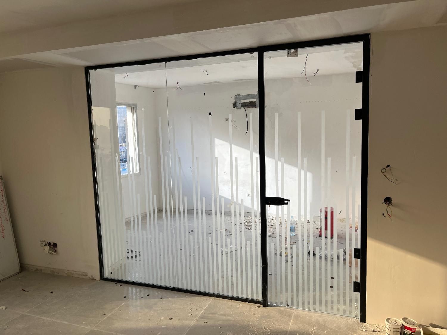 درب های اتوماتیک،سکوریت،کرکره برقی،پارتیشن شیشه ای|خدمات پیشه و مهارت|بندرعباس, |دیوار