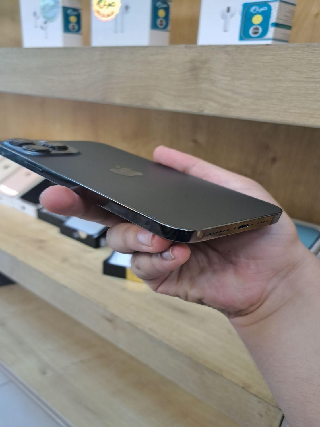 iPhone 13 Pro Maxگیگ  ۲۵۶|موبایل|اصفهان, احمدآباد|دیوار