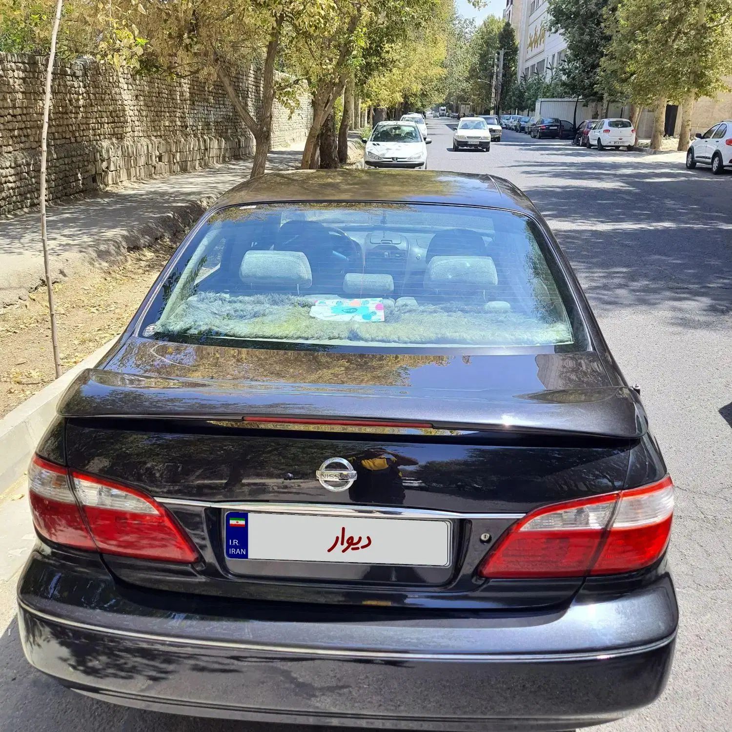 فروش یکدستگاه خودروماکسیما اتومات مشکی رنگ مدل ۸۵|خودرو سواری و وانت|کرج, جهان‌شهر|دیوار