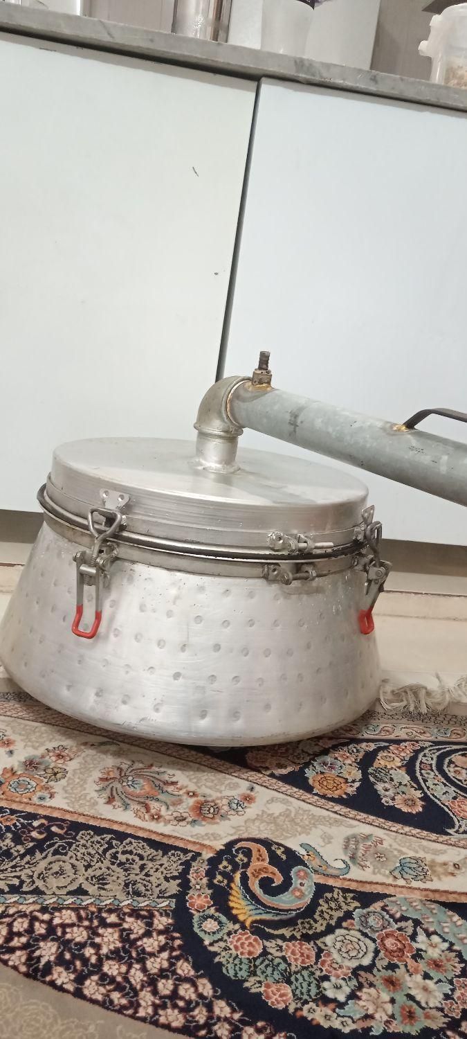 دیگ گلاب گیری|ظروف پخت‌وپز|اصفهان, بهارستان|دیوار
