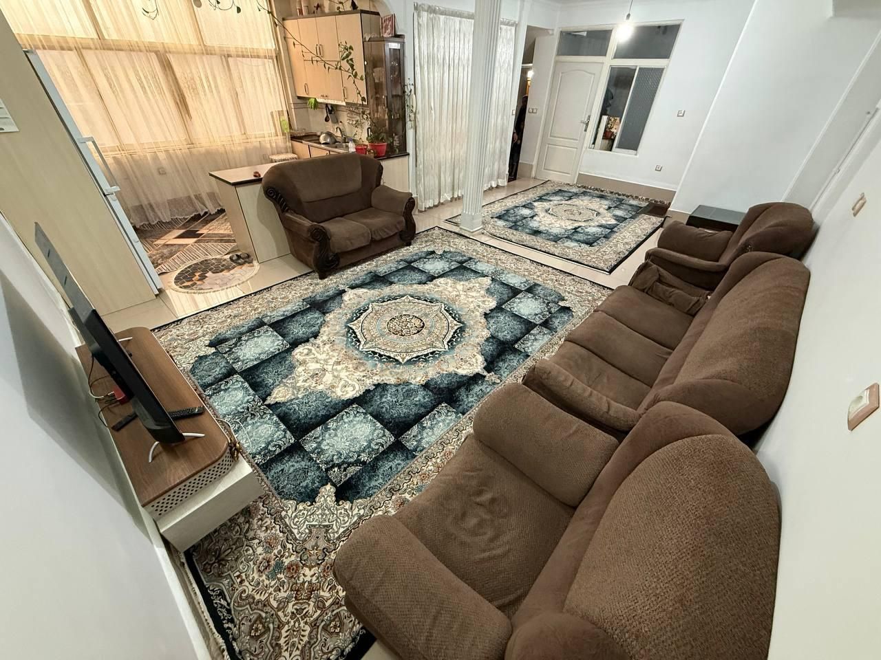 ۱۰۰متر۲خواب طبقه همکف تکواحدی خوش نقشه دنج