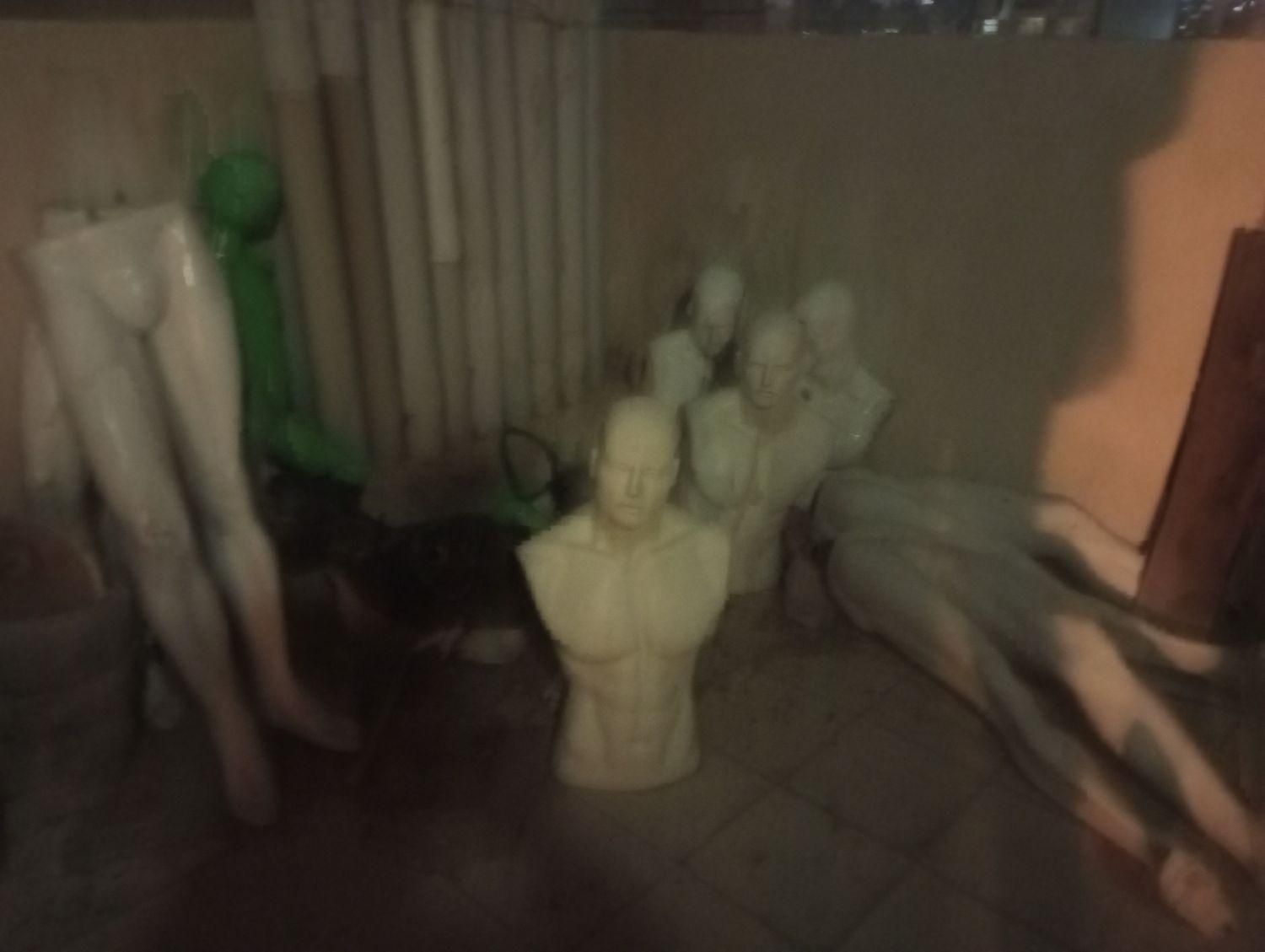 مانکن مردانه نشسته|فروشگاه و مغازه|مشهد, طلاب|دیوار