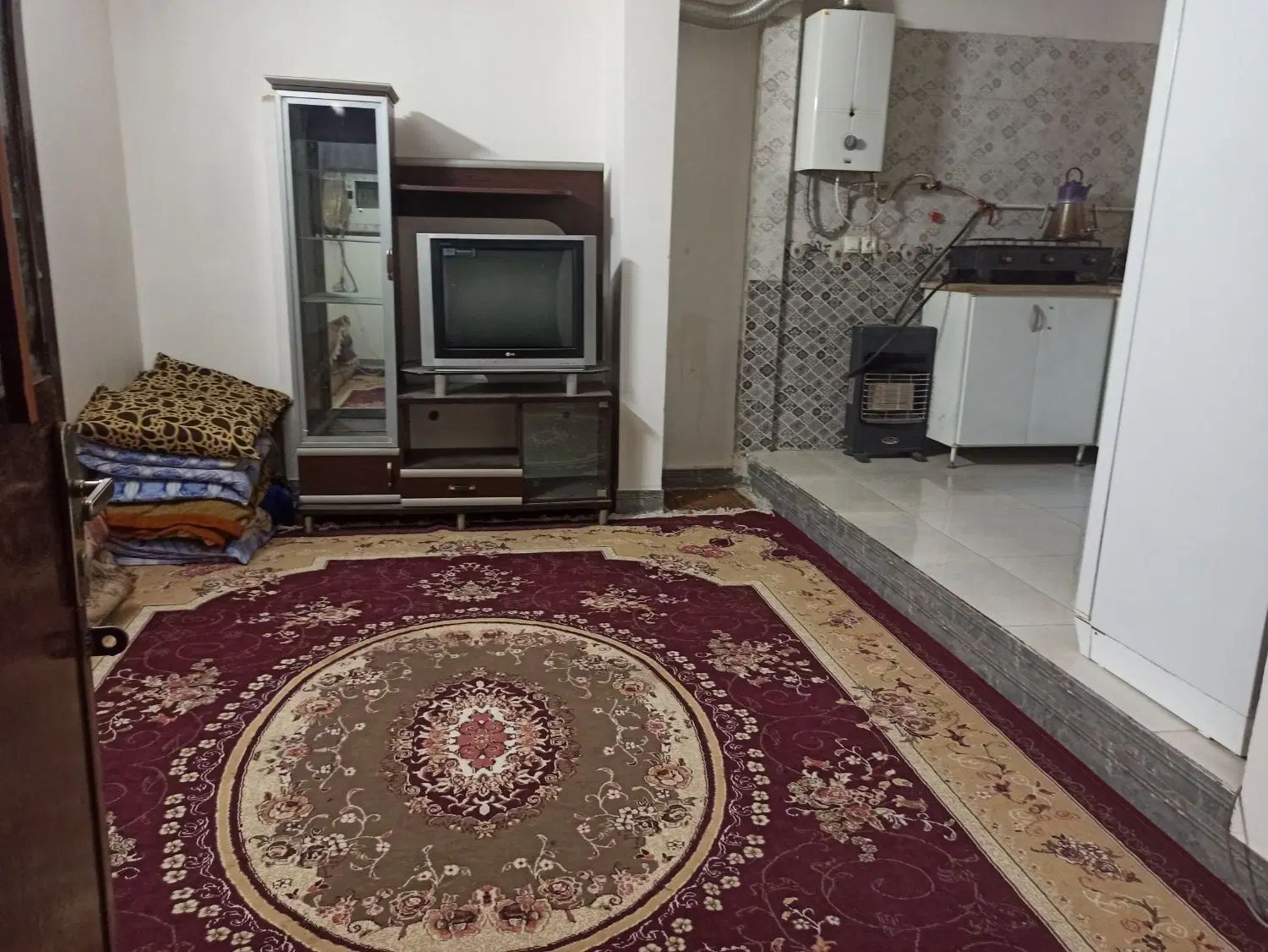 سوییت حیاط دارطبقه دوم ویلااتاق خانه منزل فقط تماس|اجارهٔ کوتاه‌مدت آپارتمان و سوئیت|زاهدان, |دیوار
