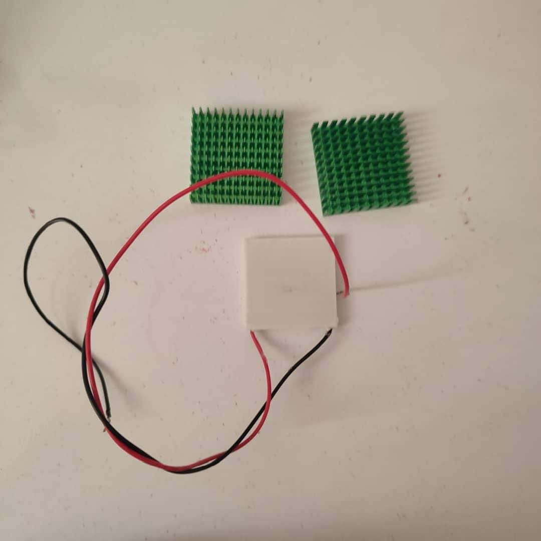 فروش المان خنک کننده به همراه دو عدد هیت سینک|قطعات و لوازم جانبی رایانه|اهواز, شهرک دانشگاه|دیوار