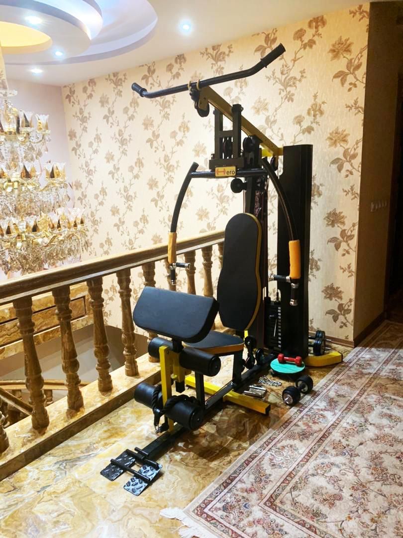 هوم جیم بدنسازی*حرکات متنوع*فلای سینه|تجهیزات ورزشی|قشم, |دیوار