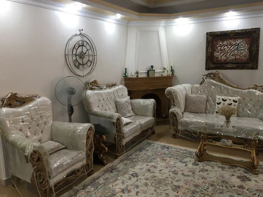 یک دست مبل هفت نفره سالم وتمیز|مبلمان خانگی و میز عسلی|تهران, آهنگ|دیوار