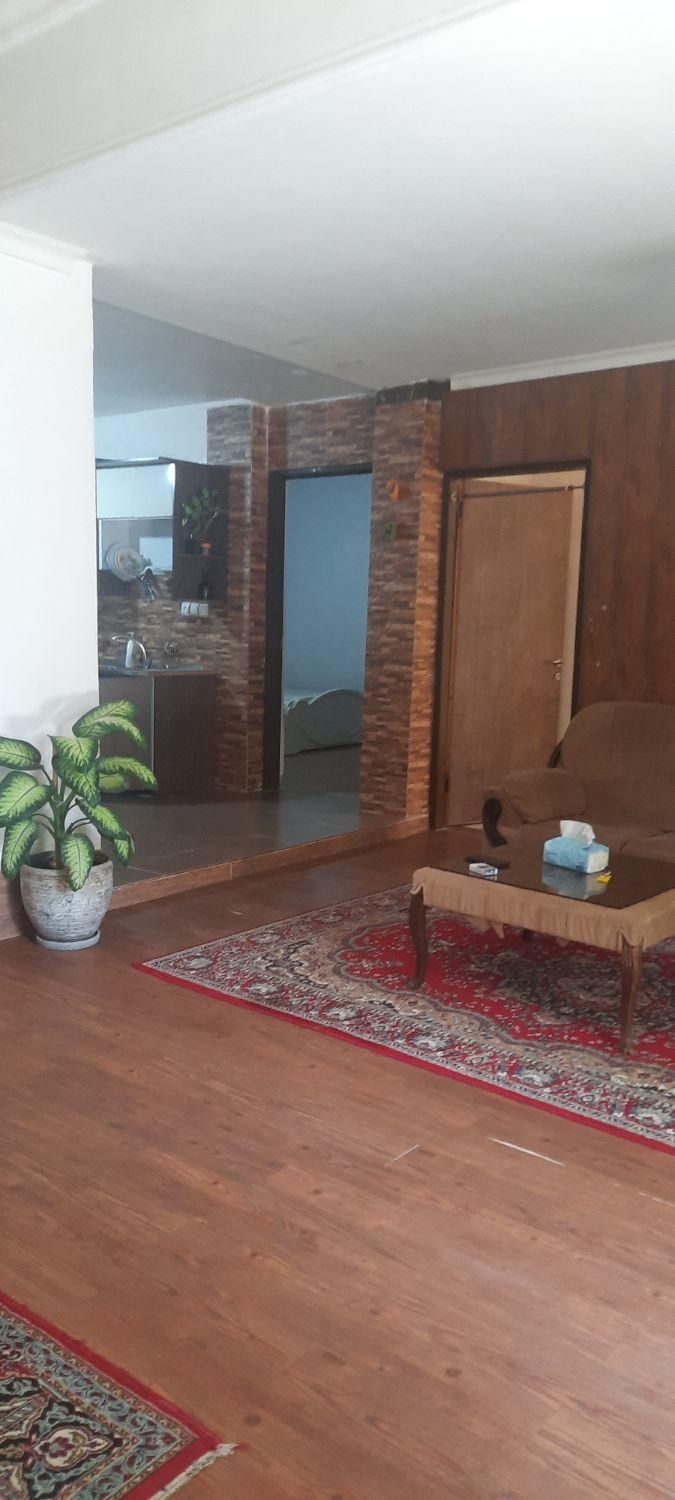 اجاره روزانه/هفتگی در قلات|اجارهٔ کوتاهمدت آپارتمان و سوئیت|شیراز, قلات|دیوار