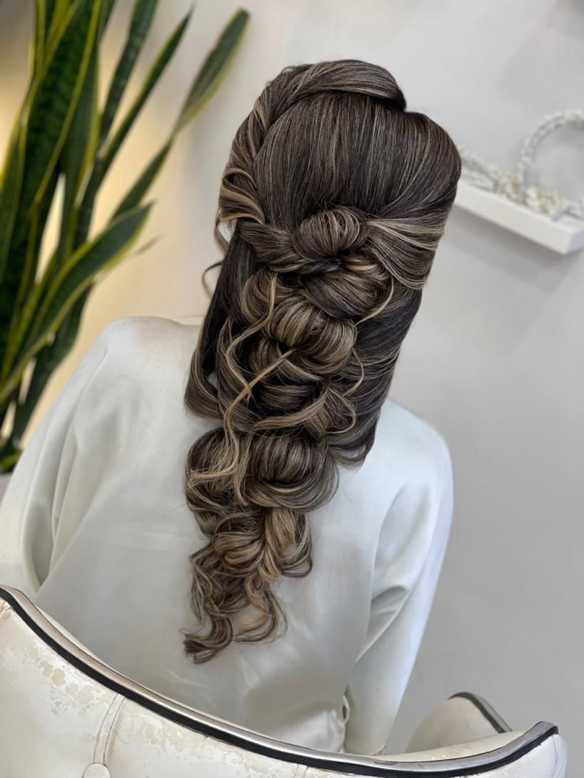 دستیار حرفه ای شینیون|استخدام درمانی، زیبایی، بهداشتی|همدان, |دیوار