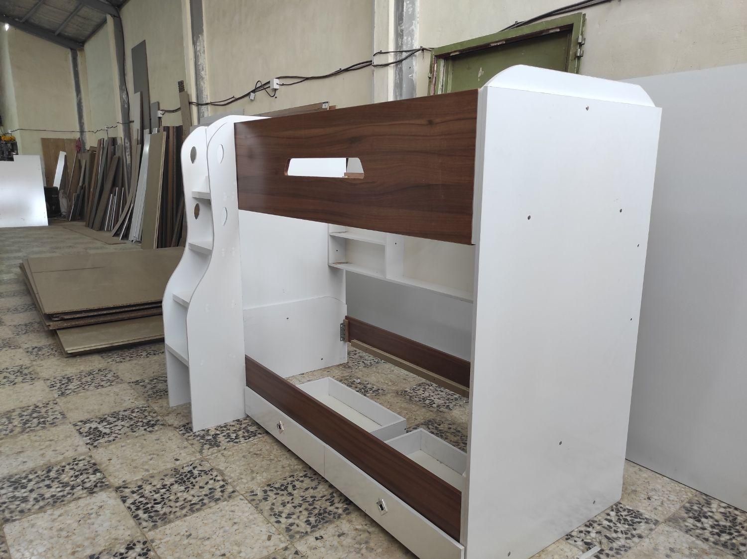 تخت دو طبقه مدرن با قابلیت تبدیل به یک نفره|تخت و سرویس خواب|خمینیشهر, |دیوار