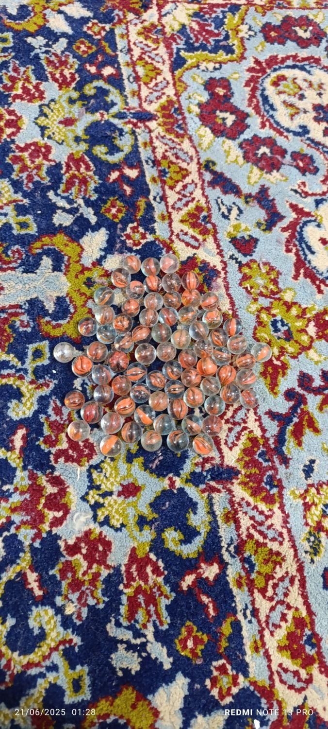 تیله|تلفن رومیزی|گالیکش, |دیوار