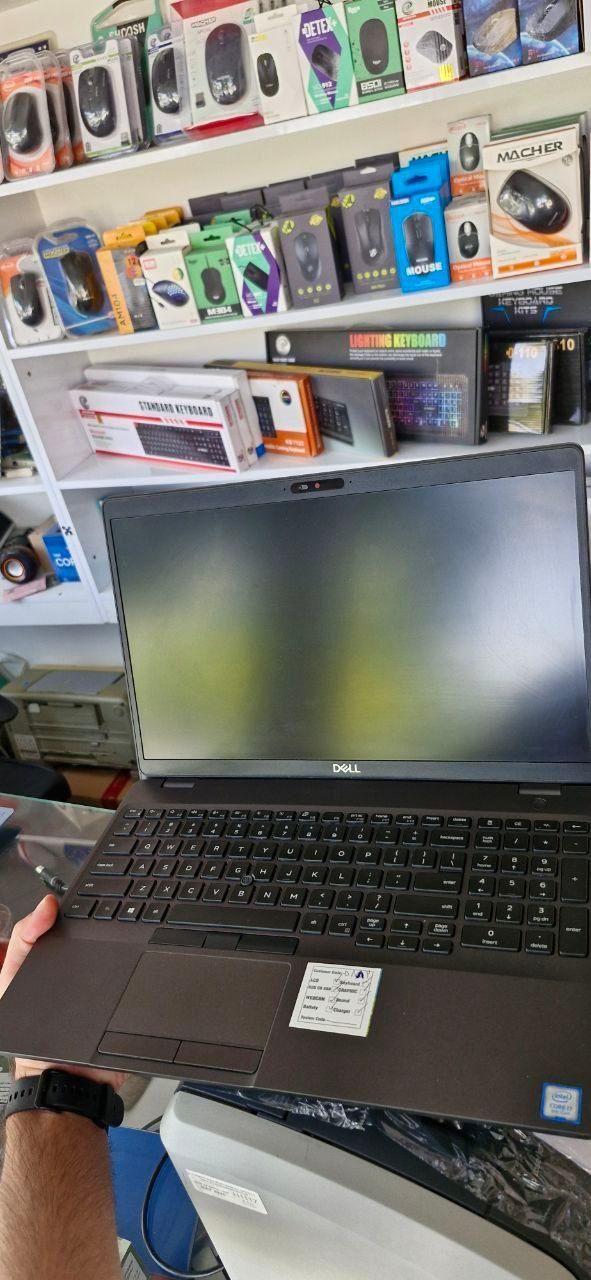 لپ تاپ دل dell i7 9th نسل ۹ فوق العاده تمیز|رایانه همراه|مشهد, دانشجو|دیوار
