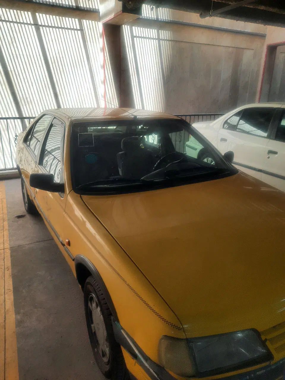 پژو 405 GLX - دوگانه سوز CNG، مدل ۱۳۹۰|خودرو سواری و وانت|تهران, شهرک خرازی|دیوار
