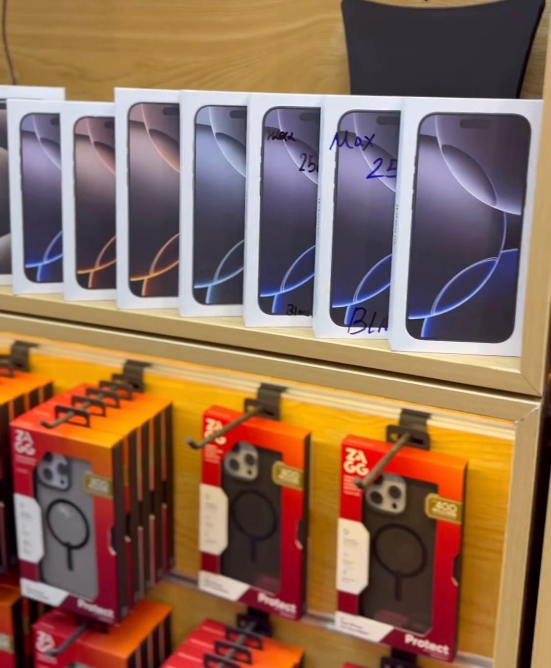 مرکز خریدوفروش گوشی ایفون11 12 13 14 15 16 پرومکس|موبایل|کرج, جهانشهر|دیوار