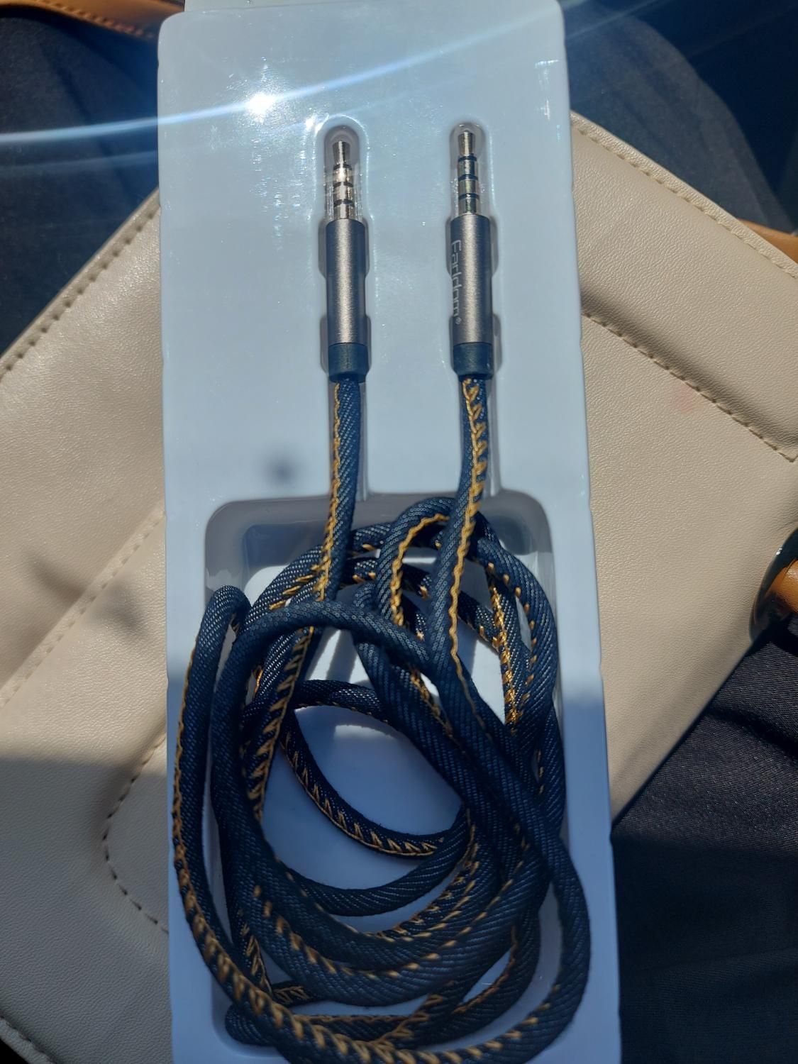 AUX نو اصلا استفاده نشده|لوازم جانبی موبایل و تبلت|آبیک, |دیوار