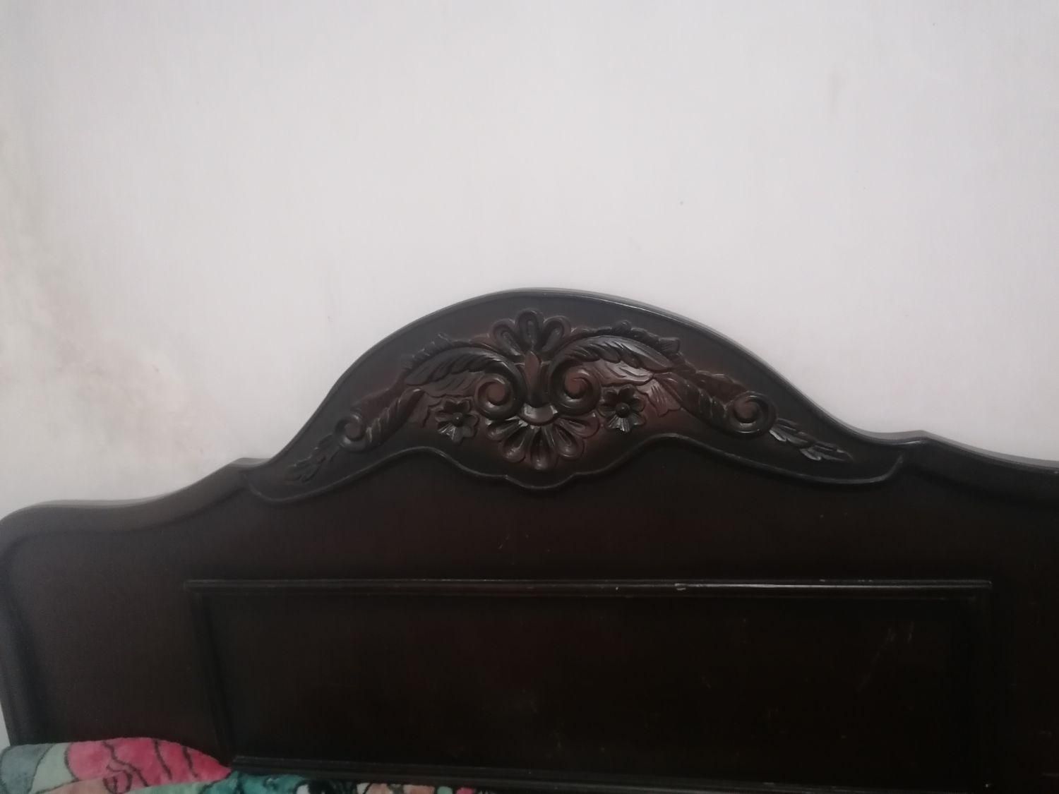 تخت 180 در 200|تخت و سرویس خواب|ساوه, |دیوار