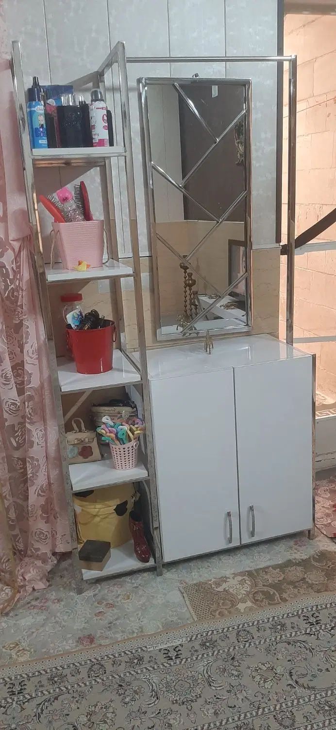 فرشینه استند جاکفشی امیز تلویزیون استیل۳۰۴|حراج|کرج, کیانمهر|دیوار