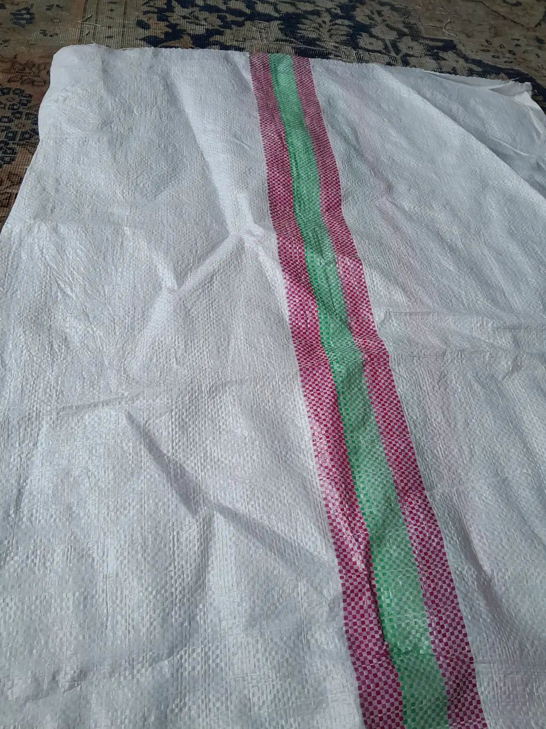 گونی برنج در اندازه ۱۰۲در ۶۸ وغاز کاکلی کمیاب .|عمده‌فروشی|رشت, سعدی (تختی)|دیوار