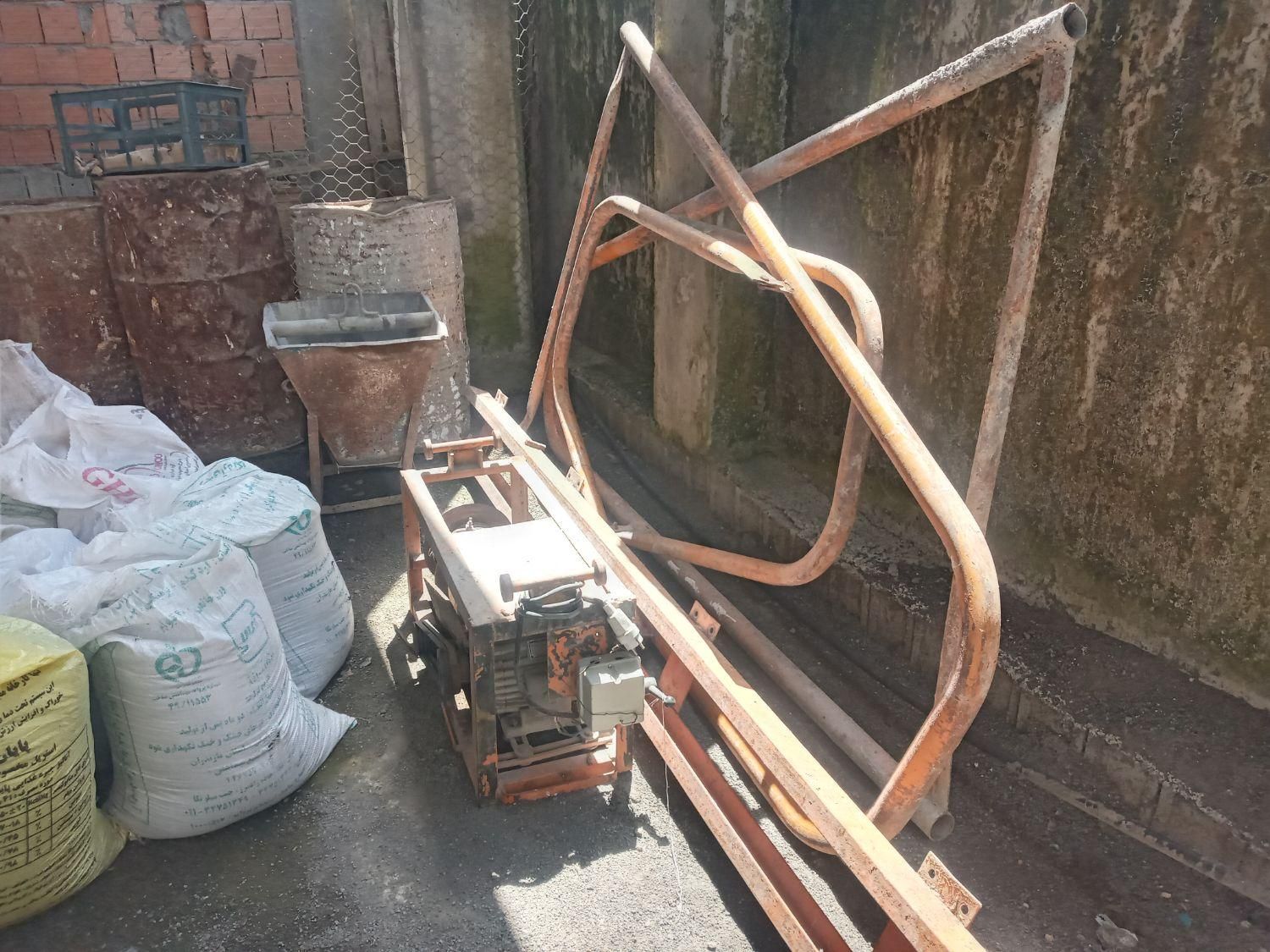 بالابر ساختمان بلغاری اصلی|ابزارآلات|رویان, |دیوار