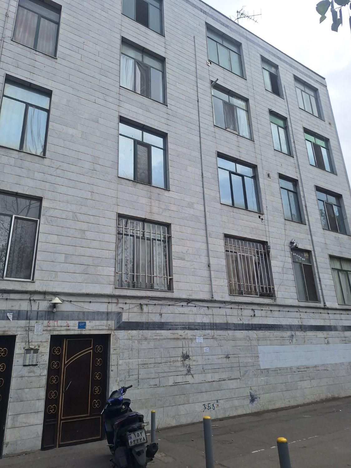 ۷۰متر دارای قدرالسهم زمین ۴۰متر|فروش آپارتمان|تهران, نارمک جنوبی|دیوار