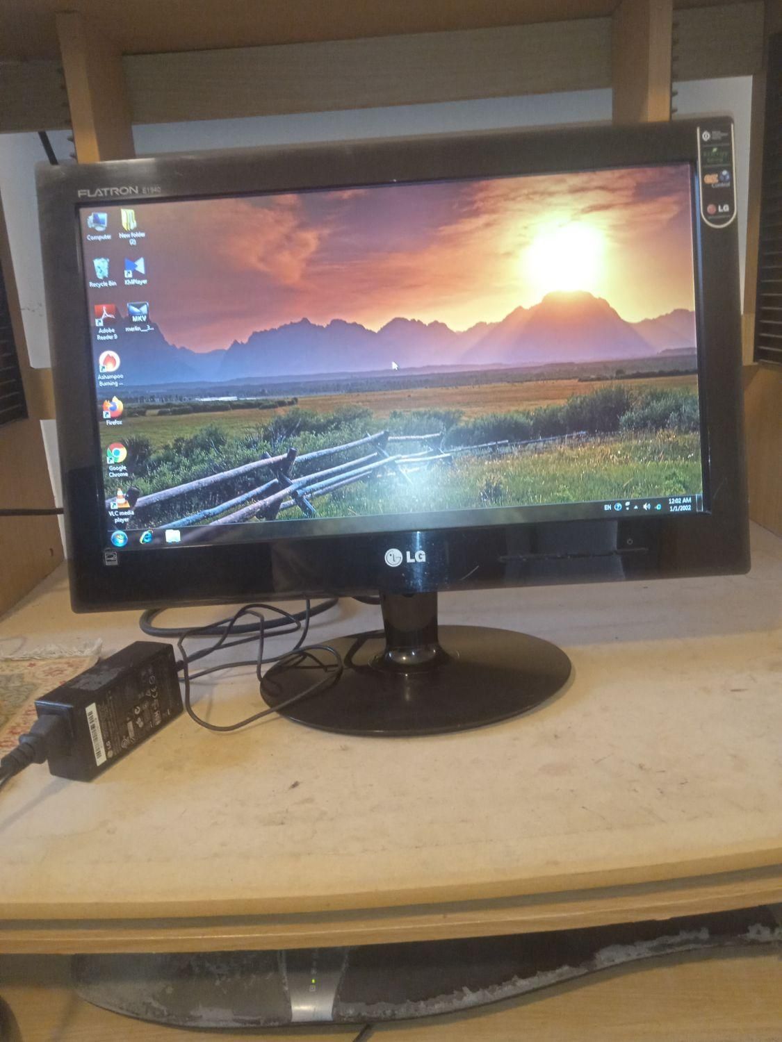 مانیتور 19اینج LG|قطعات و لوازم جانبی رایانه|سنندج, |دیوار