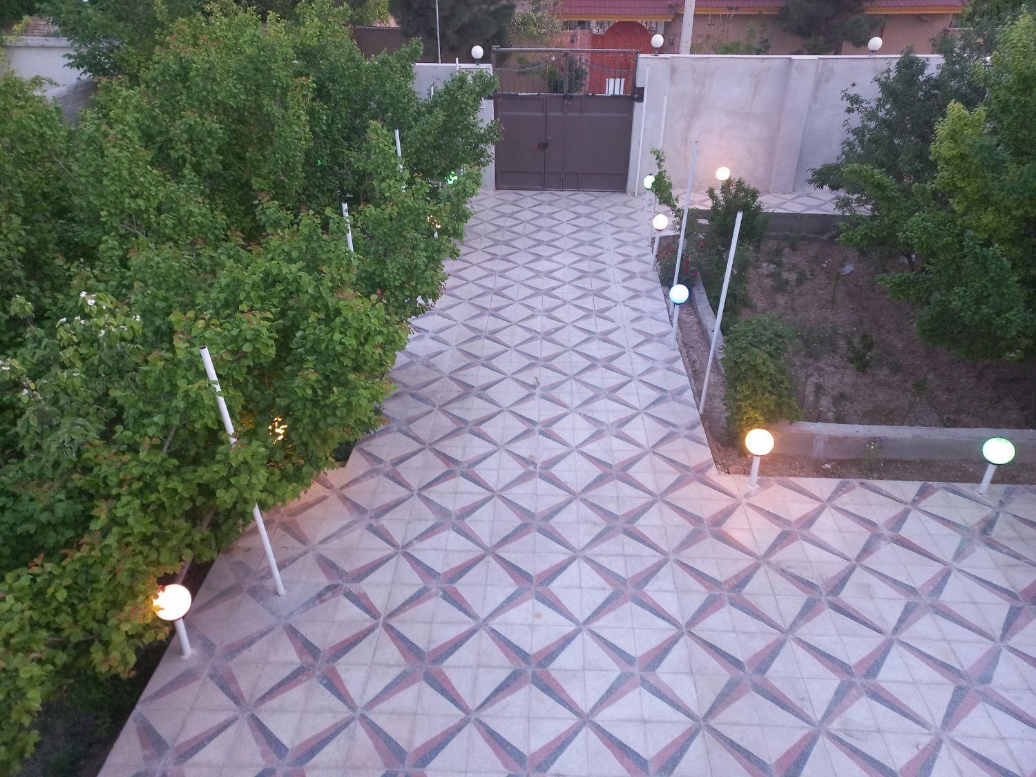 اجاره ویلا باغ استخردار،|اجارهٔ کوتاهمدت ویلا و باغ|اصفهان, خواجو|دیوار