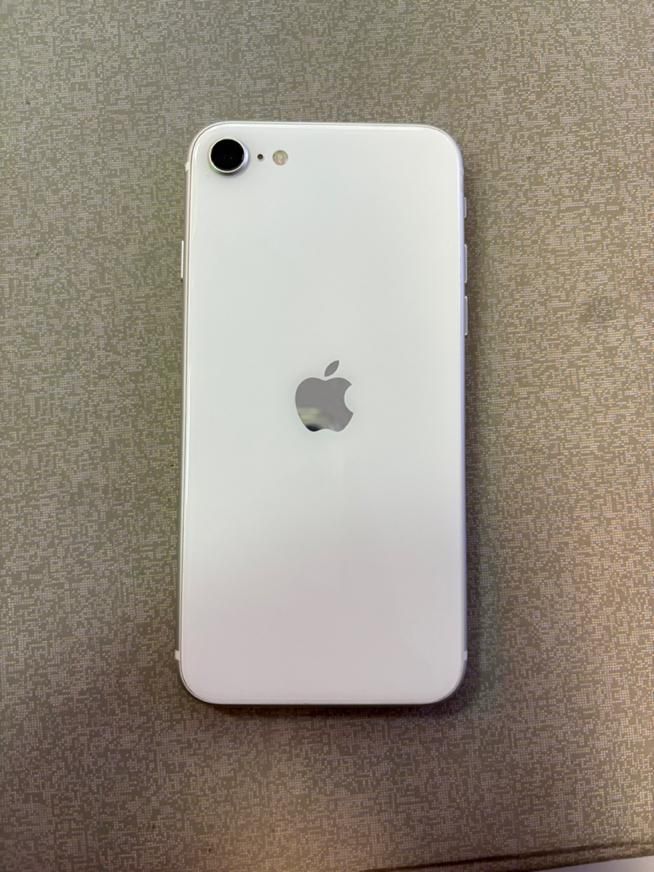 اپل iPhone SE (2020) لاکاغذی ۱۲۸گیگ|موبایل|اصفهان, خرم|دیوار