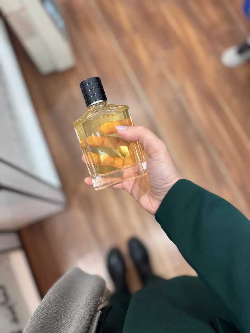عطراورجینال شرکت های مطرح و درجه یک|آرایشی، بهداشتی، درمانی|تهران, شهمیرزادی|دیوار