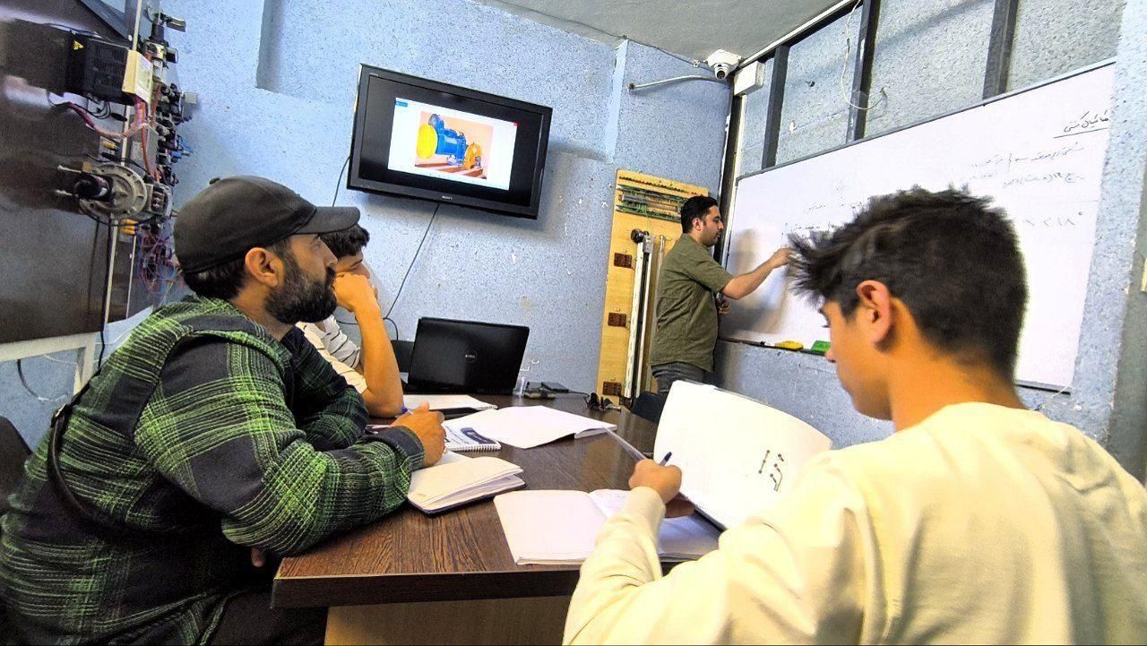 آموزش برق صنعتی،ساختمان،آسانسور،BMS،PLC|خدمات آموزشی|نیشابور, فنی حرفه ای پسرانه نیشابور|دیوار