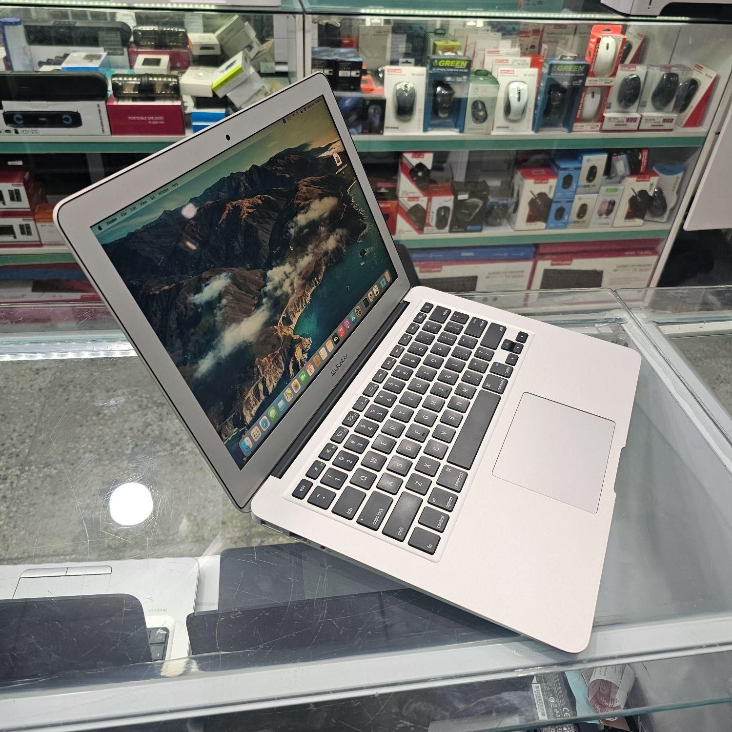 لپتاپ زیبا و باریک APPLE مک بوک AIR ۲۰۱۷ ویندوز۱۰|رایانه همراه|یاسوج, |دیوار