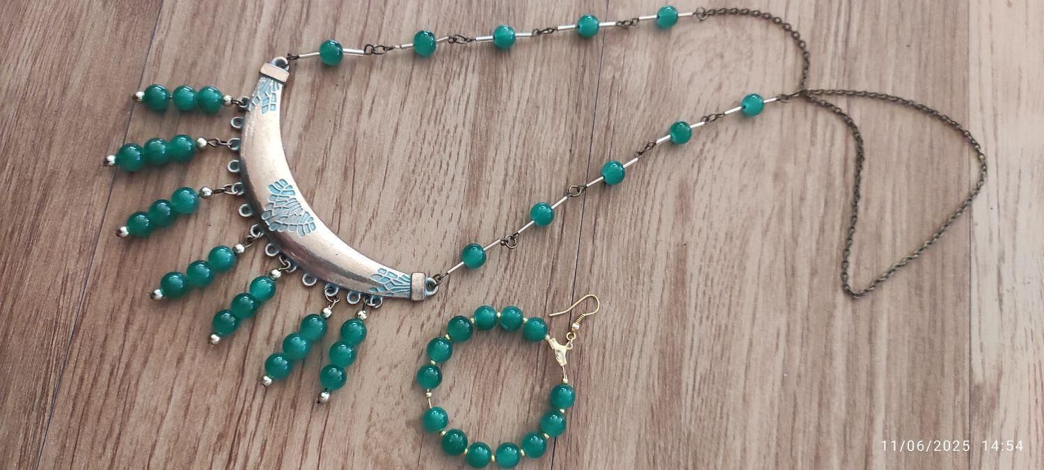 انواع گردنبند دست ساز سنتی|بدلیجات|اصفهان, ملکشهر|دیوار