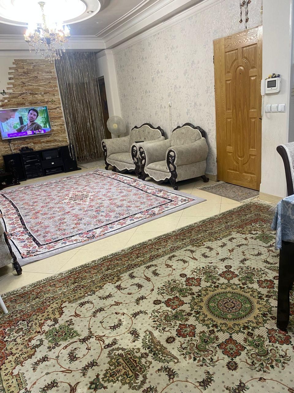 فروش آپارتمان ۸۱ متری ۲ خوابه طبقه ۳ در باهنر|فروش آپارتمان|رشت, باهنر|دیوار