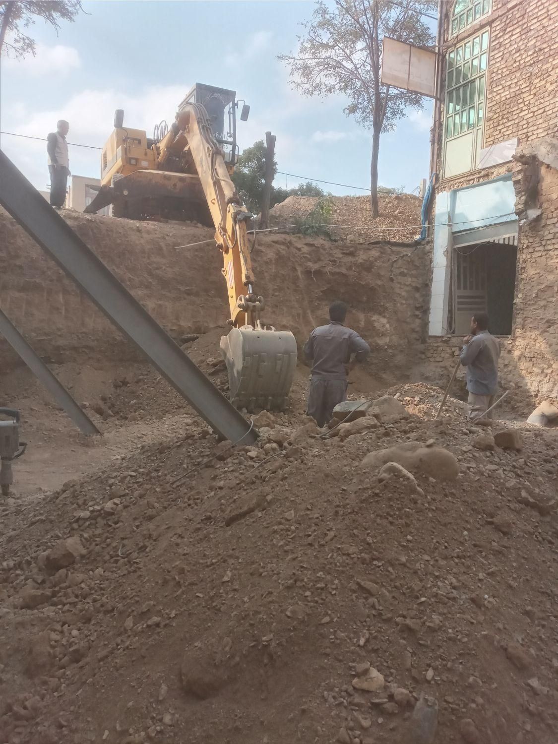 بنایی/‌ تخریب/ گچکاری|خدمات پیشه و مهارت|اراک, |دیوار