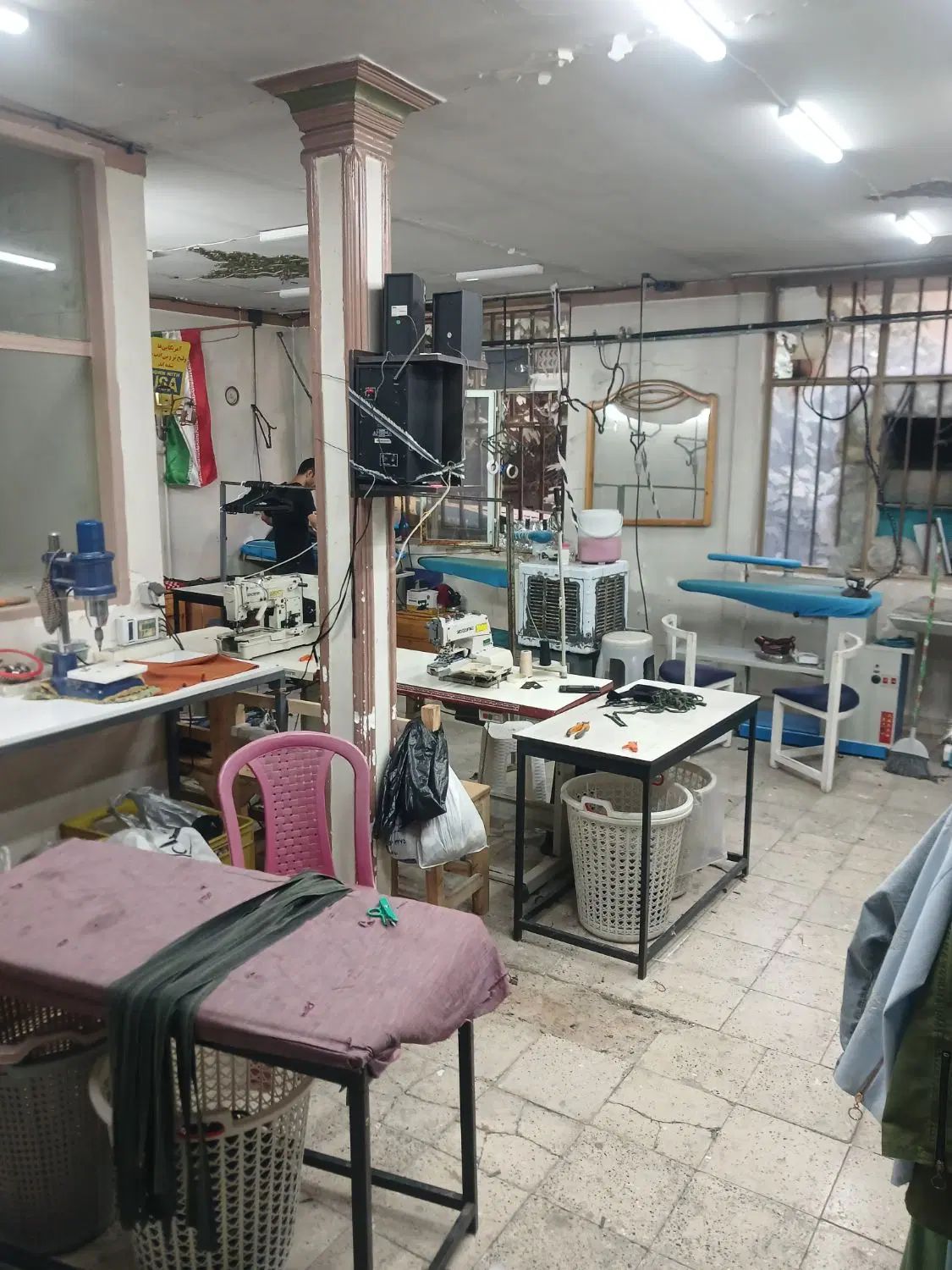 چرخکار حرفه ای نیمه حرفه ای راسته دوز مانتو|استخدام صنعتی، فنی، مهندسی|اسلام‌شهر, شهرک قائمیه|دیوار