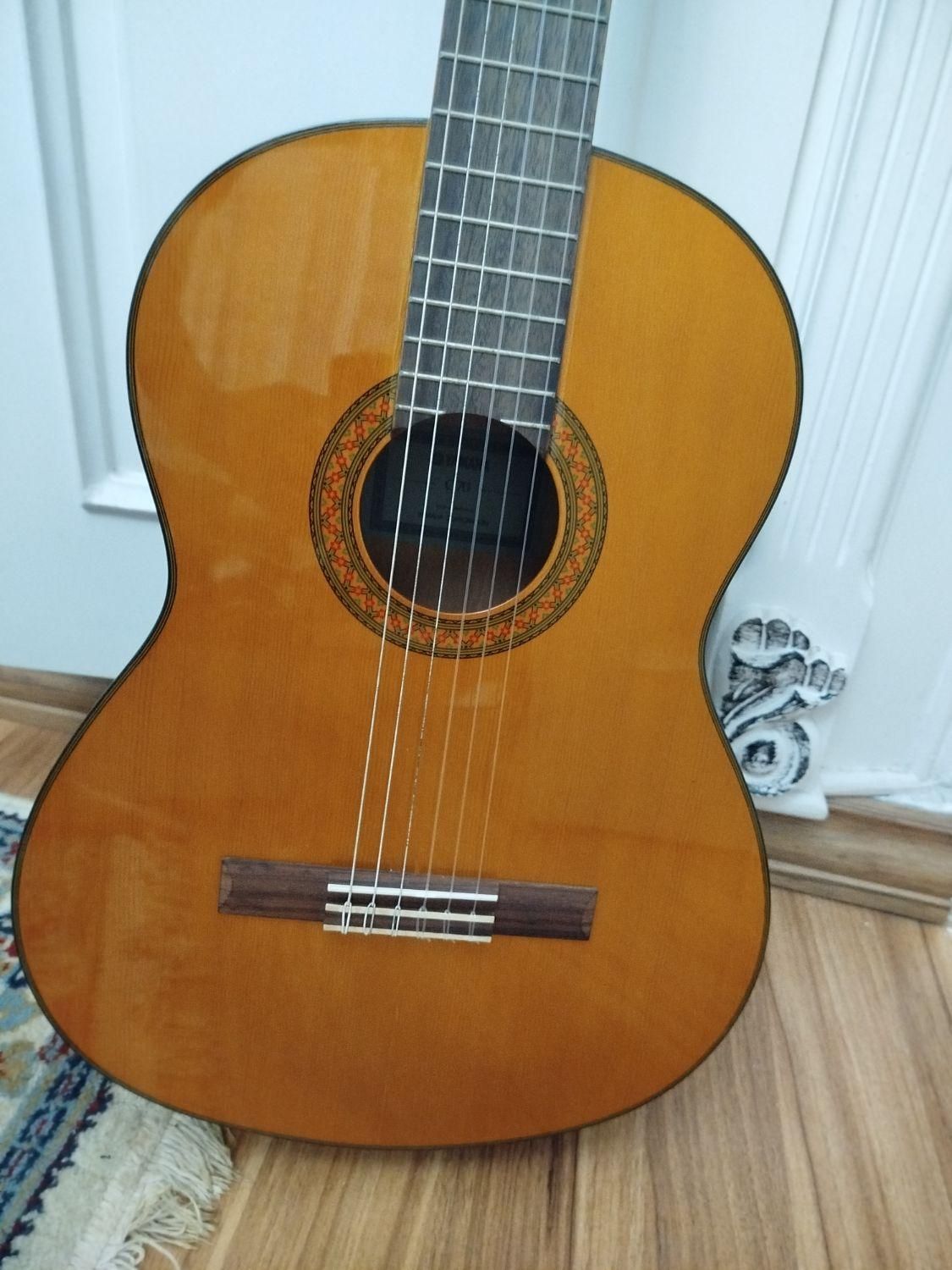 گیتار یاماها C70 نو|گیتار، بیس، امپلیفایر|رشت, گلسار|دیوار